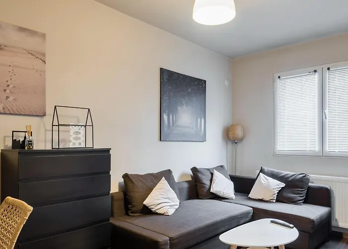 Guest - 5 * Bukarest